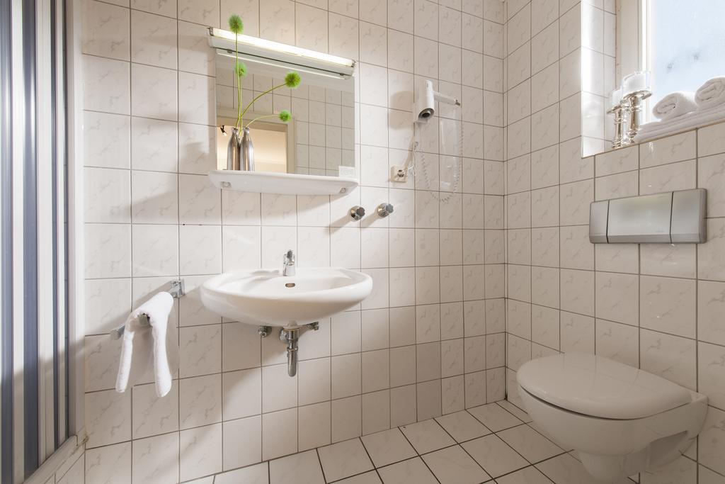 Hotel Buergerhof كولونيا الغرفة الصورة