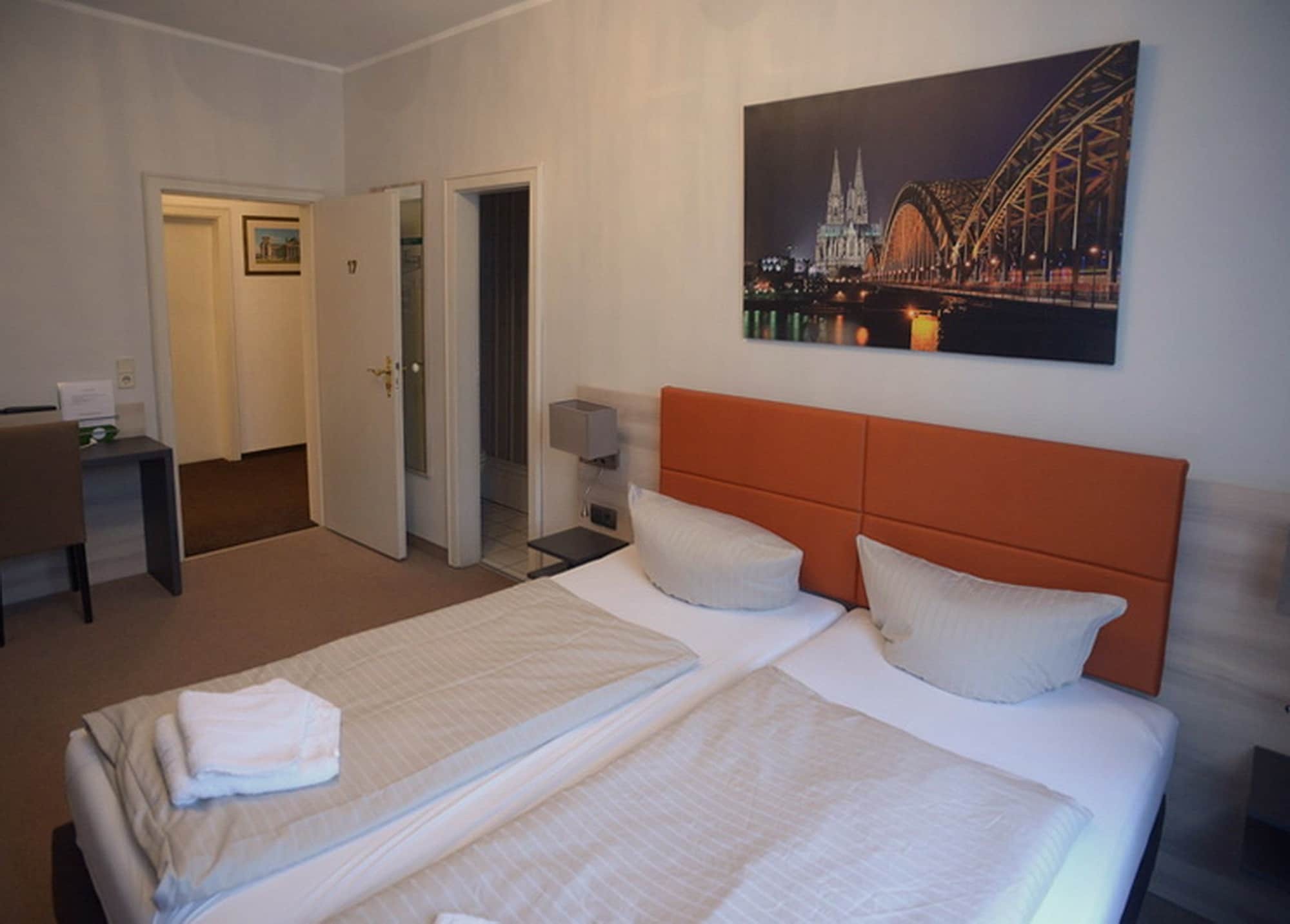 Hotel Buergerhof كولونيا المظهر الخارجي الصورة
